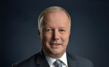 Ein Portrait von Peter Weiß